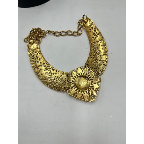 JOSE MARIA BARRERA Avon Spanish Falling Leaves Statement Filigree Bib Necklace - Picture 6 of 10